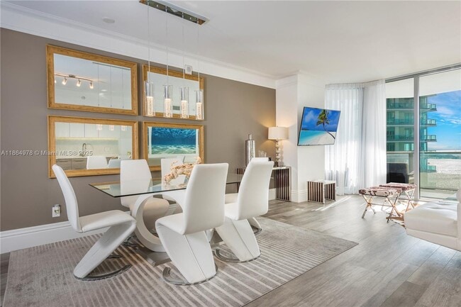 Foto del edificio - 1300 Brickell Bay Dr
