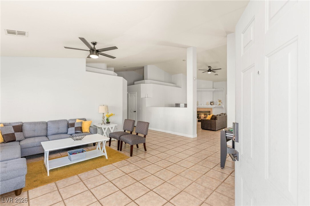 Foto del edificio - 3870 Cotillion Ct