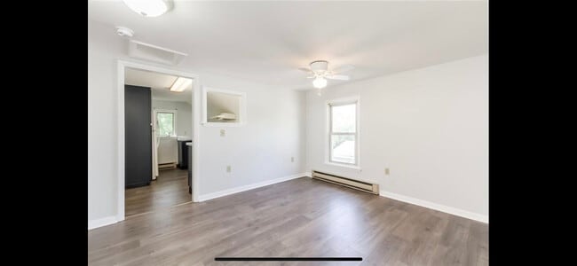 Dining Space - 27 Park St