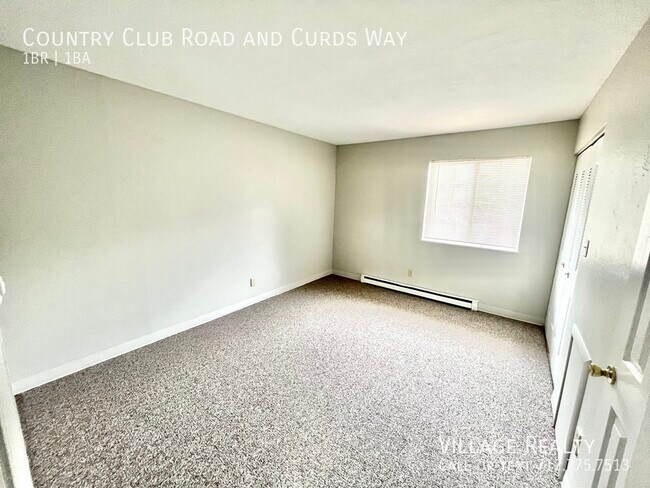 Building Photo - ONE MONTH FREE! Top floor! Newly-remodeled...