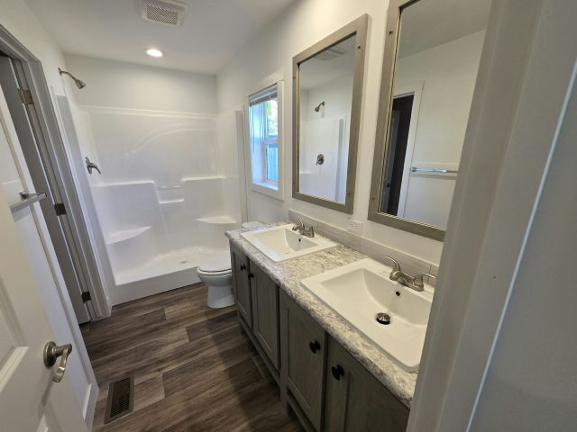 Foto del edificio - 203 Spruce Ln