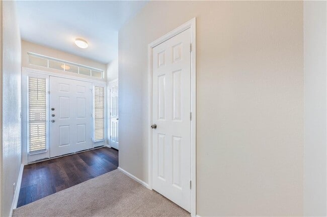 Building Photo - 18749 Golden Eagle Way
