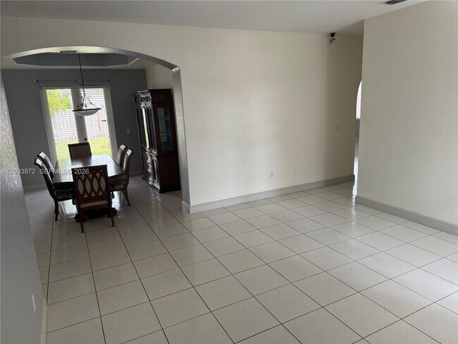 Foto del edificio - 17460 NW 89th Ave