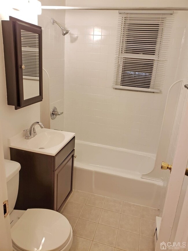 Building Photo - 175 Buckelew Ave