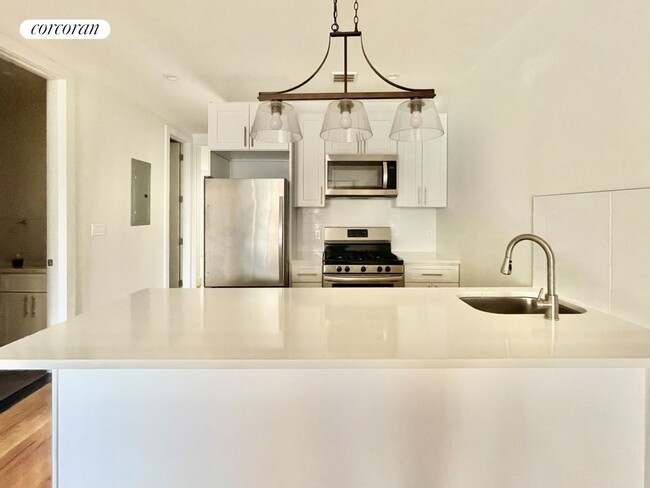 Foto del edificio - 1248 Flatbush Ave