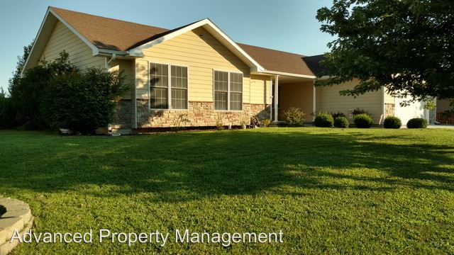 Building Photo - 8621 Eagles Landing Dr