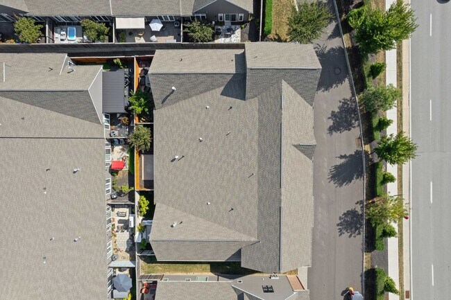 Building Photo - 441 Roebling Ct