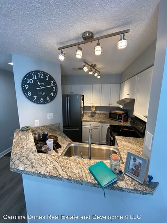 2 br, 2 bath House 117 Old NC 345 Unit 107 House Rental in Manteo