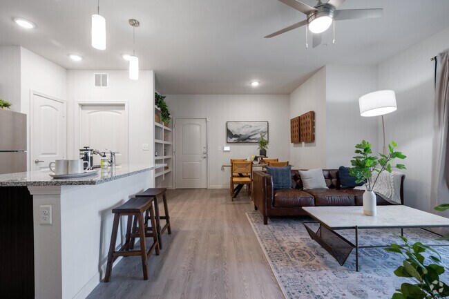 2BR, 2BA - 995SF - High Point Preserve