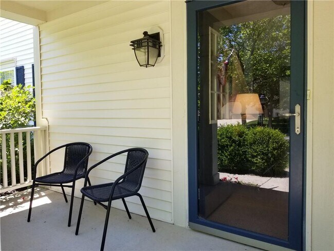 Foto del edificio - 15322 Declaration Dr