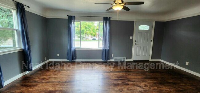 Foto del edificio - 1722 S Owyhee St