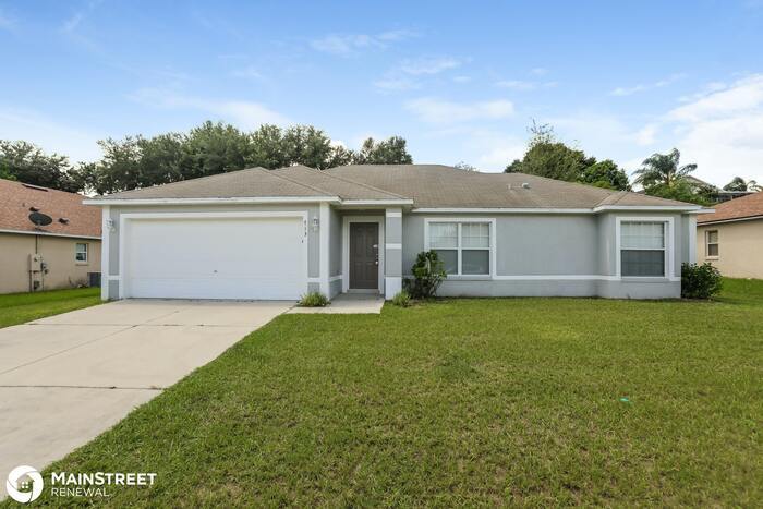 Primary Photo - 713 Willow Run St, Clermont, FL 34715