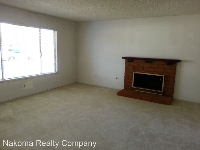 Building Photo - 5 br, 2 bath House - 918 E Mardell Ave