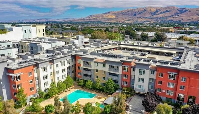 Foto del edificio - 1101 S Main St