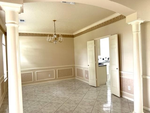 Building Photo - 2423 Piney Woods Dr
