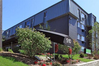 College Hill Building - The Highlands Apartments