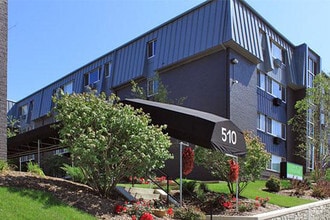 College Hill Building - The Highlands Apartments