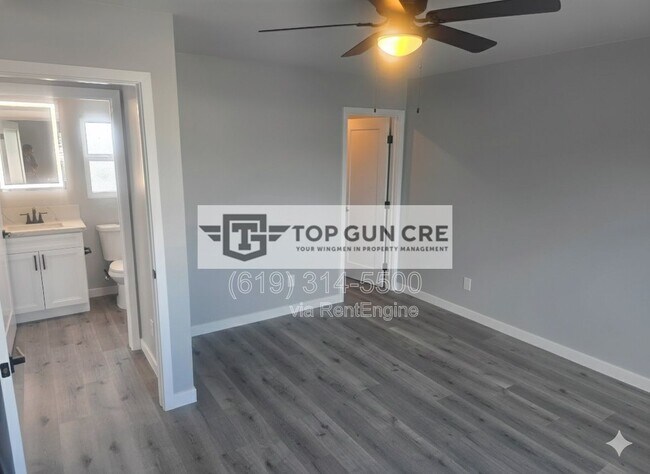 Foto del edificio - 4862-68 Fond Du Lac Ct