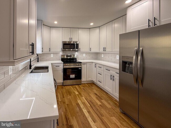 Building Photo - 1723 Gabriel Ct