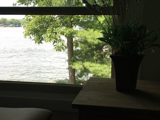 Foto del edificio - N53W34396-W34396 Rd Q