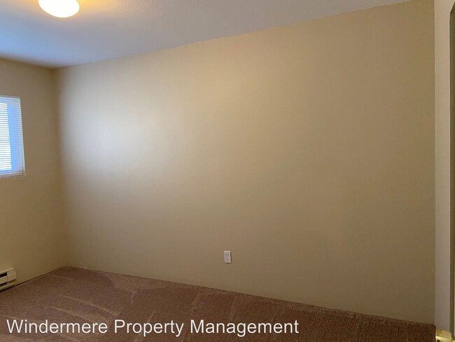 Building Photo - 5601 3rd Ave