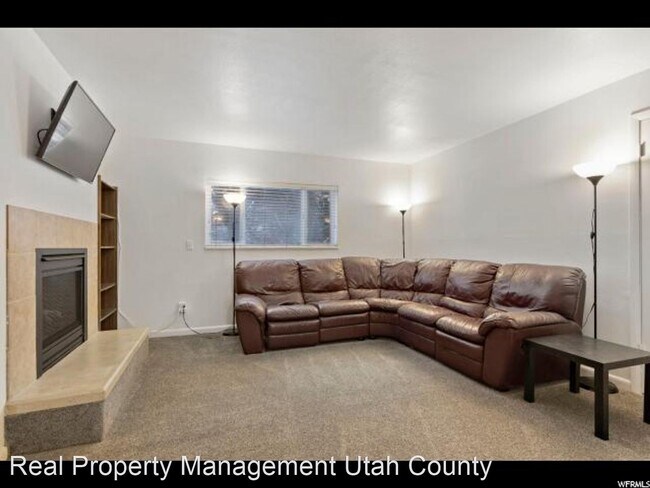 Foto del edificio - 3 br, 1 bath House - 1438 North Amiron Way...