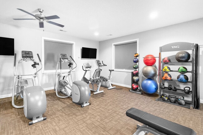 Building Photo - Alice Patricia Apartments