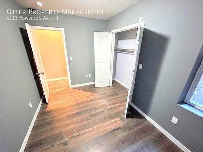 Foto del edificio - 3BR/2BA Updated Apt in University City wit...