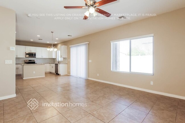 Foto del edificio - 19272 W Adams St