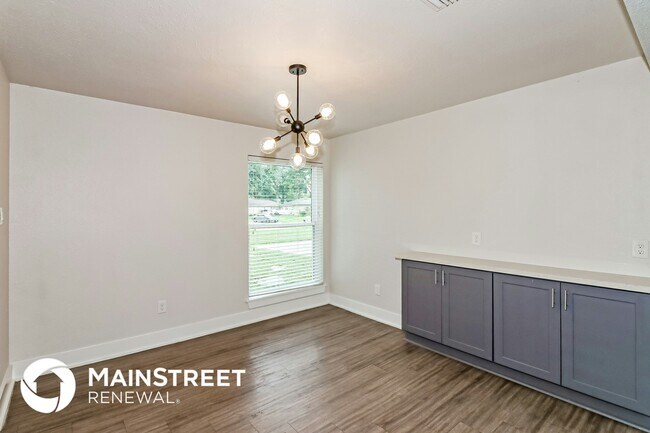 Foto del edificio - 4614 Cloudmount Dr