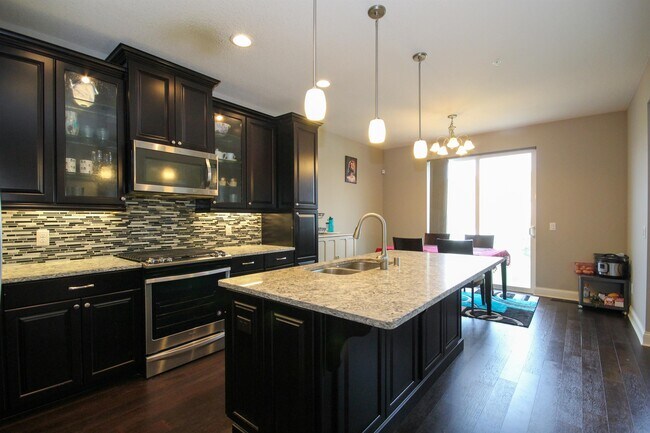 Foto del edificio - 18170 Glassfern Ln