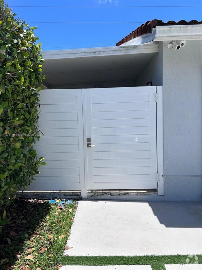 Building Photo - 14660 SW 151st Terrace