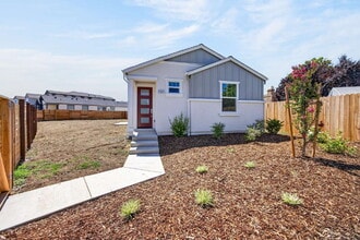 Building Photo - 6525 Jacinto Ave