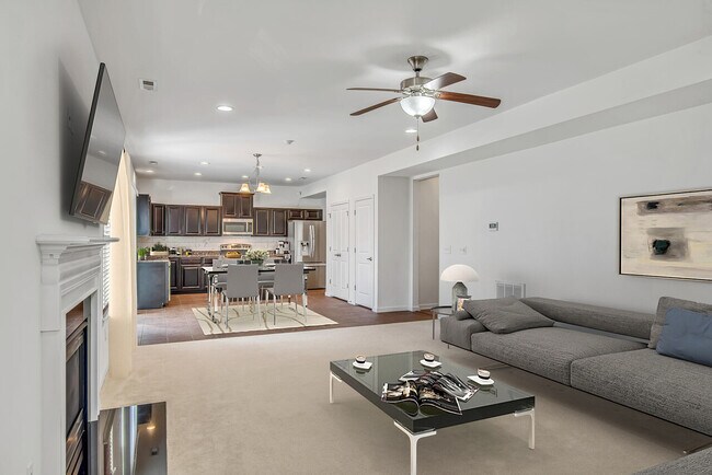 Building Photo - Cobblestone 290 (Landing)