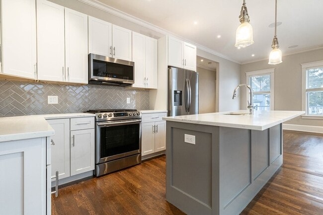 Building Photo - 151 Beaver St