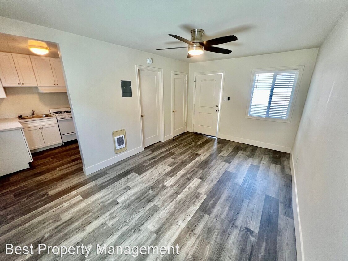 Foto principal - Studio, 1 bath House - 757 Fargo Avenue