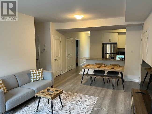 Building Photo - 45 Knotsberry Cir