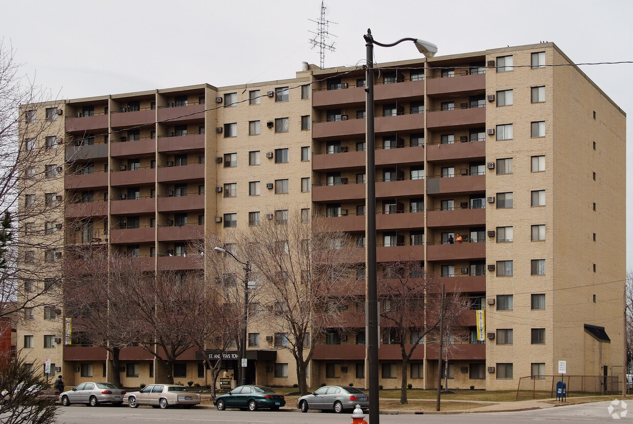 Building Photo - St Andrews Apartments