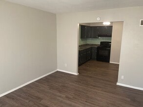 Building Photo - 3255 Delor St
