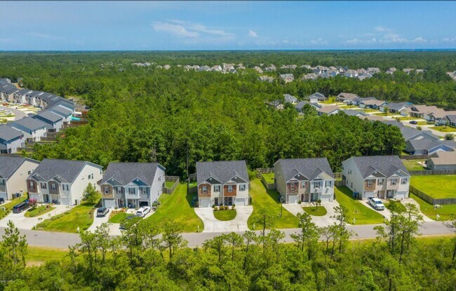 Building Photo - 240 Currituck Dr