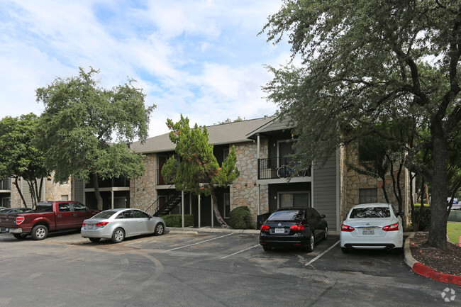 Castle Hills Apartments San Antonio Tx