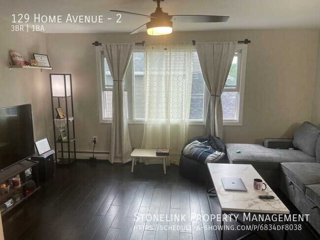 Foto del edificio - 129 Home Ave