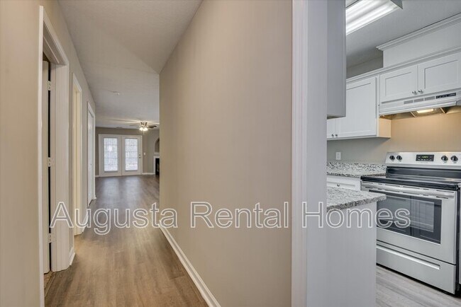 Foto del edificio - 108 Kelly Dr