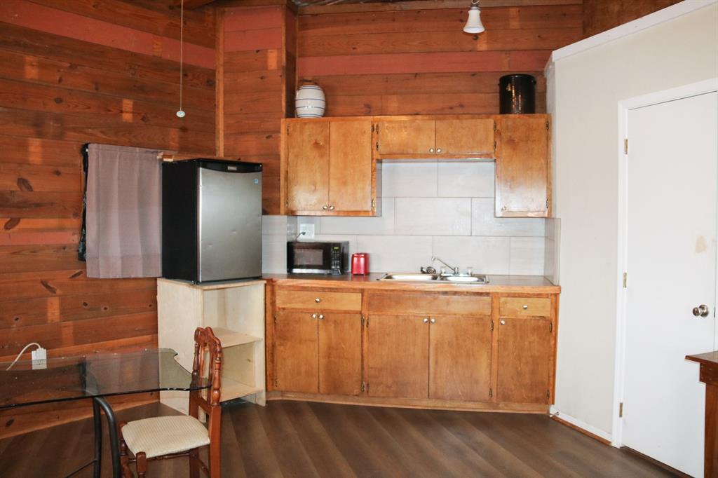 6759 TX105, Navasota, TX 77868 Townhome Rentals in Navasota TX