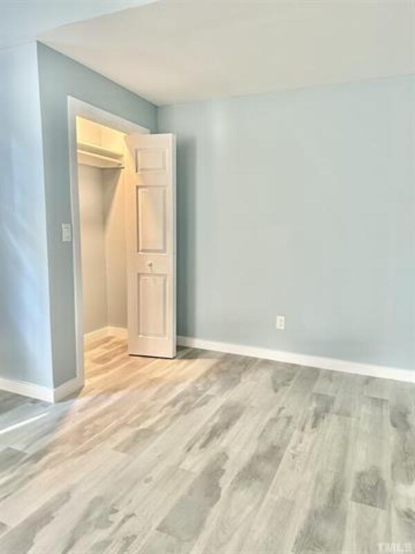 Foto del edificio - 2331 Charlotte St