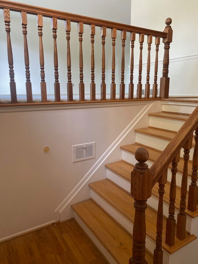 Foto del edificio - 503 Maplewood St