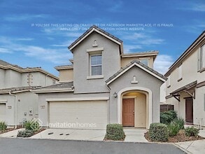 Building Photo - 638 Equinox Loop