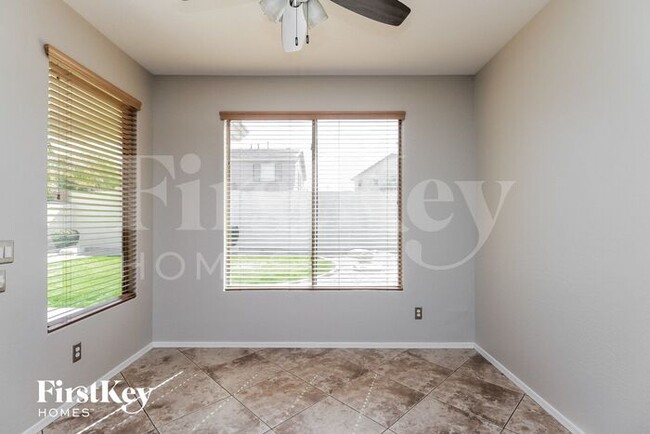 Foto del edificio - 3709 E Morning Star Ln
