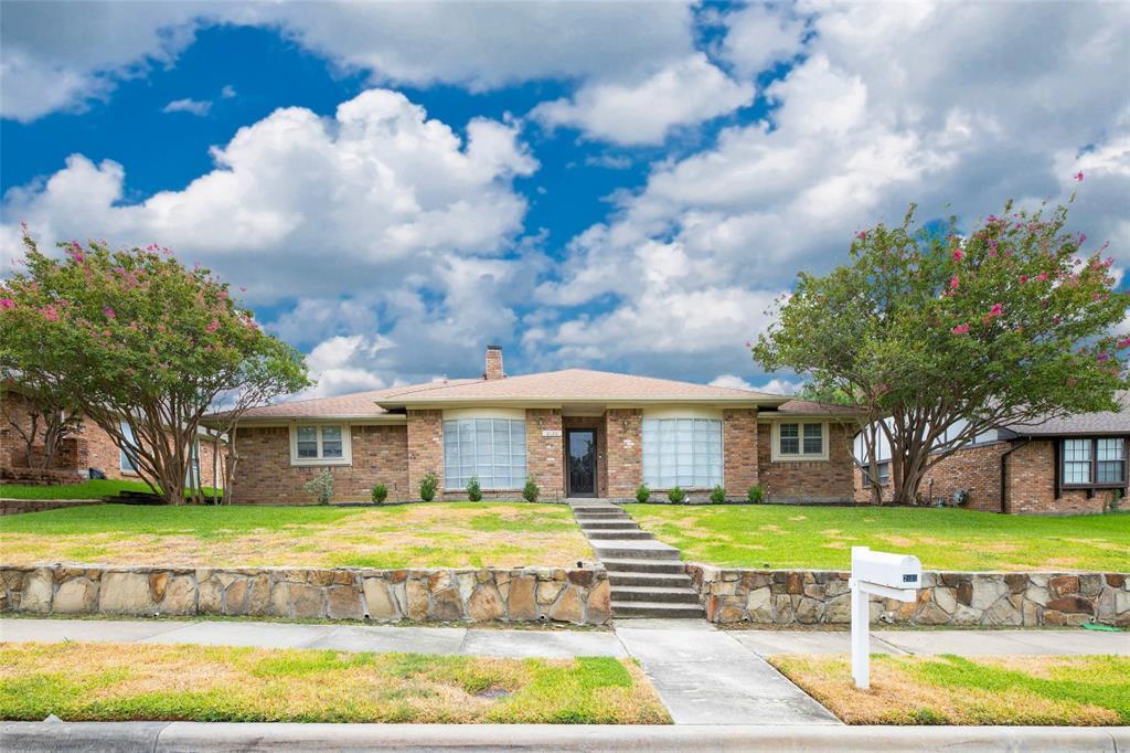 Primary Photo - 2120 Hunters Ridge