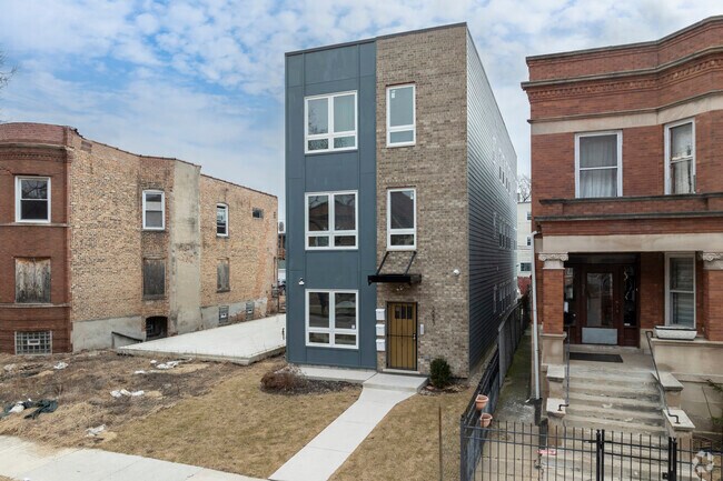 Foto del edificio - 6227 St. Lawrence